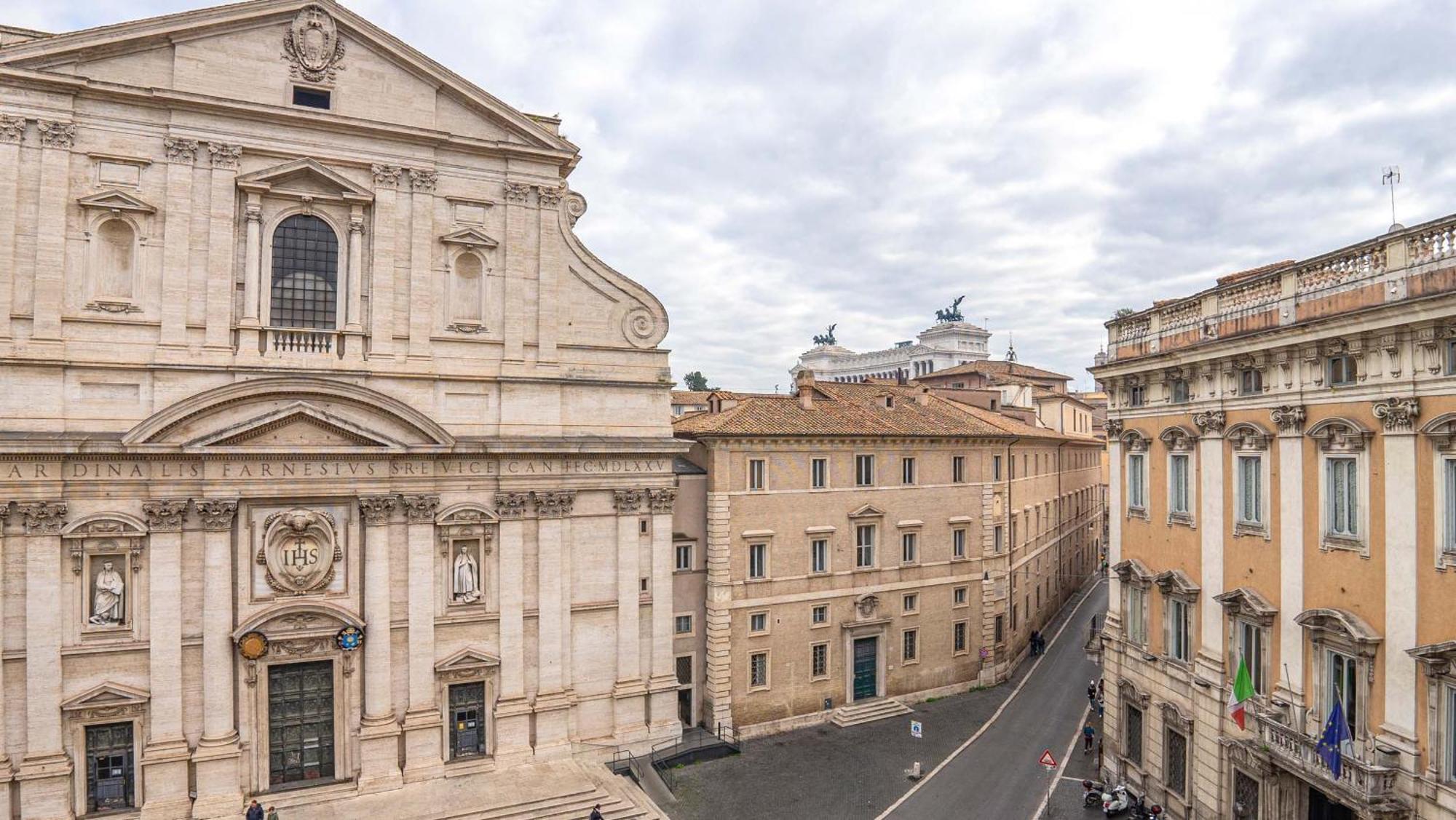 Piazza Venezia Charming Apartments With View Rome Extérieur photo